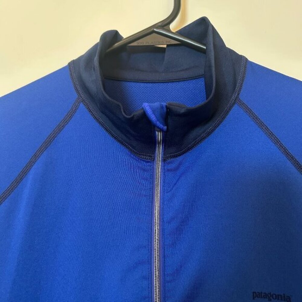 Patagonia navy/royal blue performance half-zip sz L - Picture 4 of 8
